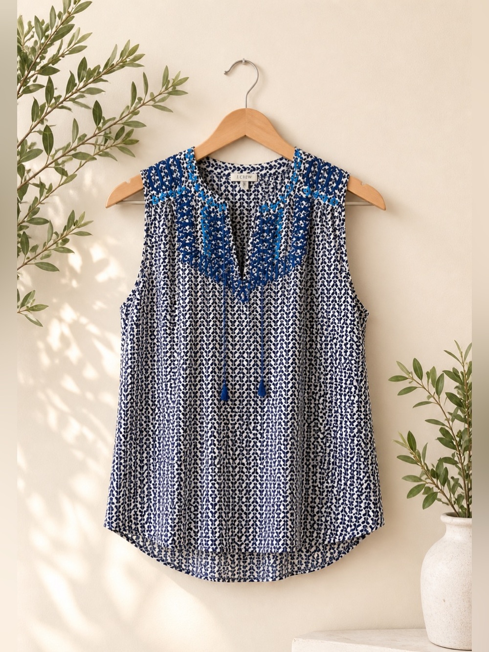 J. Crew Embroidered Sleeveless Top Blue White Boho Chic Tank Size 10